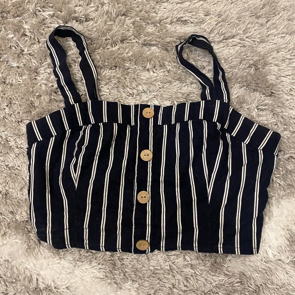 3-pack of blouses! - Picture 4 of 4